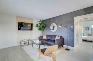 Modern & Beachy-Rlx space for 6ppl - 0