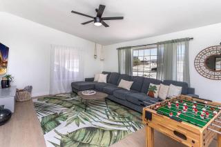 Tropical Playhouse. Heated Pool . Spa . Golf . FUN - 3