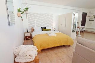 Relaxing Studio Apt, 1 min to Highway, Parking - Atene - 3