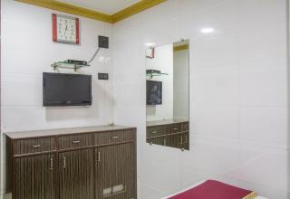 RELAX GUEST HOUSE - Mumbai - 9