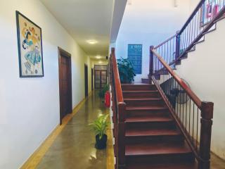Lake Reach Hotel - Kandy - 9
