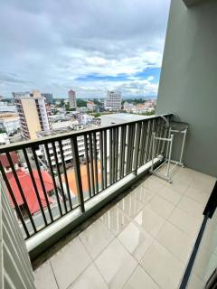 Modern 2-Bedroom Condo with Pool - Chiang Mai - 6