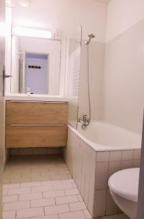 Studio au coeur de Juan à deux pas des plages - 8