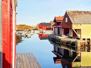 6 person holiday home in Hernar-By Traum - 1