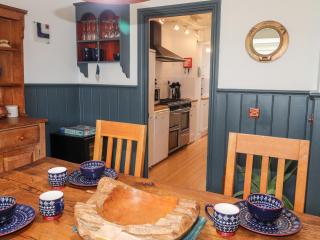 Awen Ingli - Newport - 3