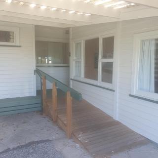 Daydream house, Sunrise, sunset views across lake - 3