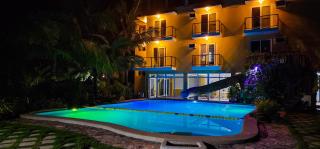 Crystal Shores Beach Resort powered by Cocotel - Bataan - 4