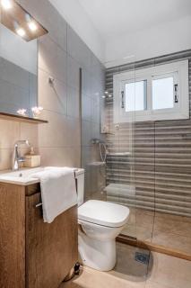 At the heart of Old Town - Corfu - 9