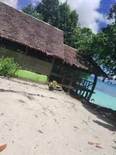 Lonnoc Beach Lodge - Hog Harbour - 7