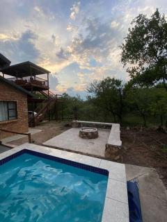 Sonador Bush House, 4bedr, 3bathr in Marloth Park - 0