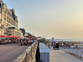Studio chic, hyper centre, 4 minutes de la plage - Cabourg - 9