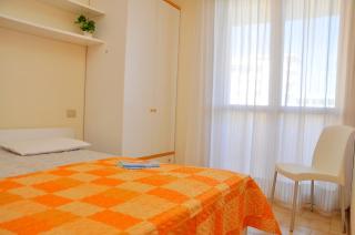 Peaceful seaside flat with swimming pool in Bibione - Bibione - 1