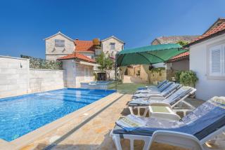 Holiday home Škrika - Škrip - 0