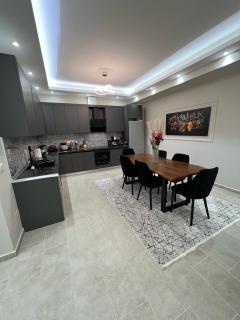 TEA Luxury Apartment - 8