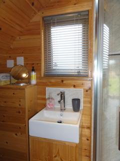 Cosy Cabins, Isle of Wight - 5