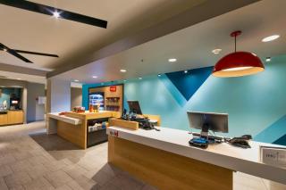 Avid Hotels - Denver Airport Area by IHG - Denver - 7