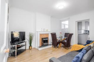 4 bedroom House Free Parking Contractor's Haven - Chelmsford - 7
