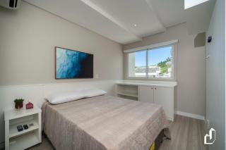 Duplex com piscina à beira mar e 03 suítes - 4