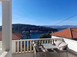 Apartman Bisera - Jelsa - 0