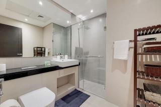 Silverene Tower B, Dubai Marina - Vibrant Two Bedroom - Dubai - 2