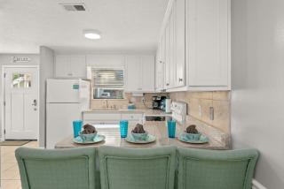 Beach Haven - Seasonal Hot Tub, Fire Pit, BBQ, 700 Feet to Beach, Central PCB, FREE Daily Activities, & More! - 8