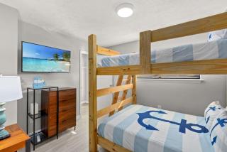 Beach Haven - Seasonal Hot Tub, Fire Pit, BBQ, 700 Feet to Beach, Central PCB, FREE Daily Activities, & More! - 2