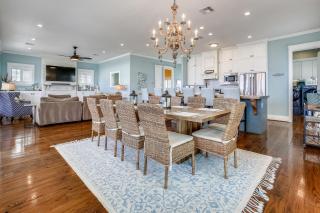 Seaside Sanctuary - Galveston - 5