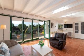 Villa Sarita Sol by Villa Plus - Playa Blanca - 5