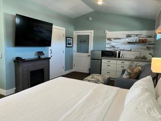 Julie's Park Cafe & Motel - Fish Creek - 4