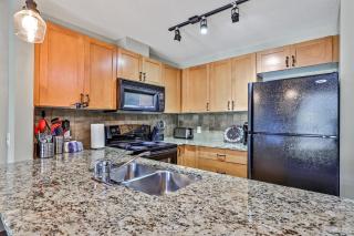 Inviting Rocky Mountain HOT TUB in Top Rated Condo managed by Little Sister Getaways - 7