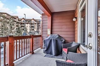 Inviting Rocky Mountain HOT TUB in Top Rated Condo managed by Little Sister Getaways - 6