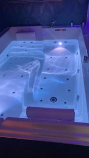 Privilège Spa, jacuzzi & Sauna - - 5