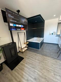Privilège Spa, jacuzzi & Sauna - - 9