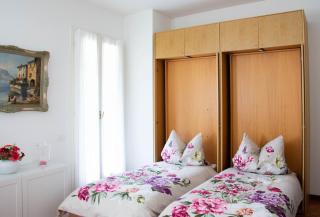 FLAT 33 - Pool, Park, Tennis - 1