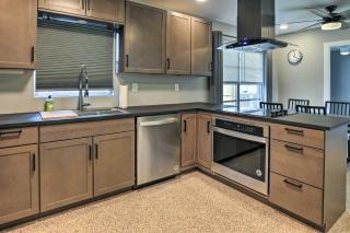 Bradenton Home with Yard, 11 Mi to Beaches! - Bradenton - 3