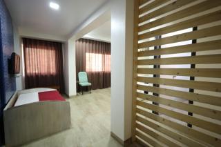 Saish Hotel Shirdi - Shirdi - 3