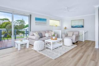 Family Tides - Old Bar Holiday Rentals - Old Bar - 3
