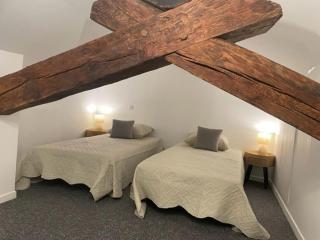 Gîte confortable à Saugues pour randonneurs, 3 chambres spacieuses avec salle d'eau privative - FR-1-582-365 - Cubelles - 8