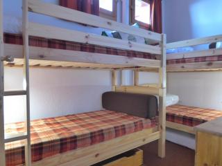 Duplex cosy 6 pers à 150m des pistes avec parking gratuit, balcon, appareils à raclette et fondue - FR-1-329-86 - La Plagne Tarentaise - 3