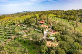 PODERE TORRICELLE 69B Pancole Gr, seaview infinity pool, jacuzzi, sauna, exclusive villa for 4 and independent extra suite for 2 in main villa with private ensuite bathroom, kitchenette, dining area for 6 with barbeque in exclusive private garden - Pancole - 5