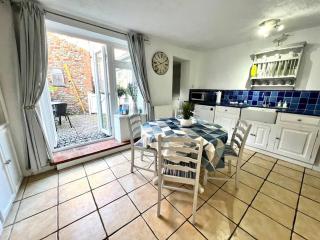 Anchor Cottage - beautiful two bedroom cottage in the heart of Holt - 6