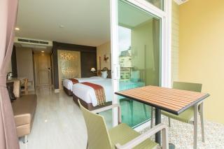 Crystal Palace Luxury Hotel Pattaya - 1
