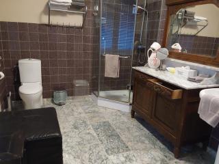 Hotel Golden Dragon - 8