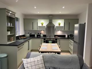 Beach View Flat on Coastal Path - Llanelli - 5
