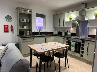 Beach View Flat on Coastal Path - Llanelli - 3