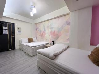 FengChia FUN House - Taichung - 9
