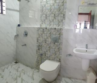 Royal Beach Abode - Cochin - 9