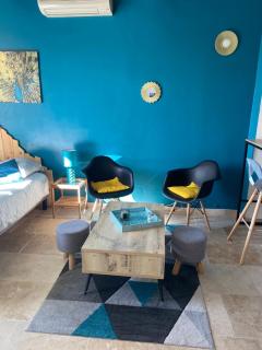 Studio de charme le Clos de l'Etang + place de parking - LʼIsle-sur-la-Sorgue - 4
