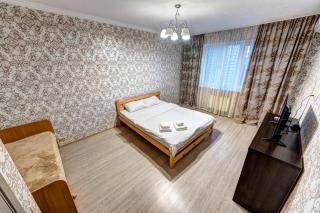 Apartment Voskresenska 18 , Парковые Озера - 5