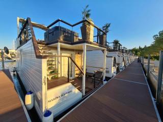 Marina Seahouse Brina - 9